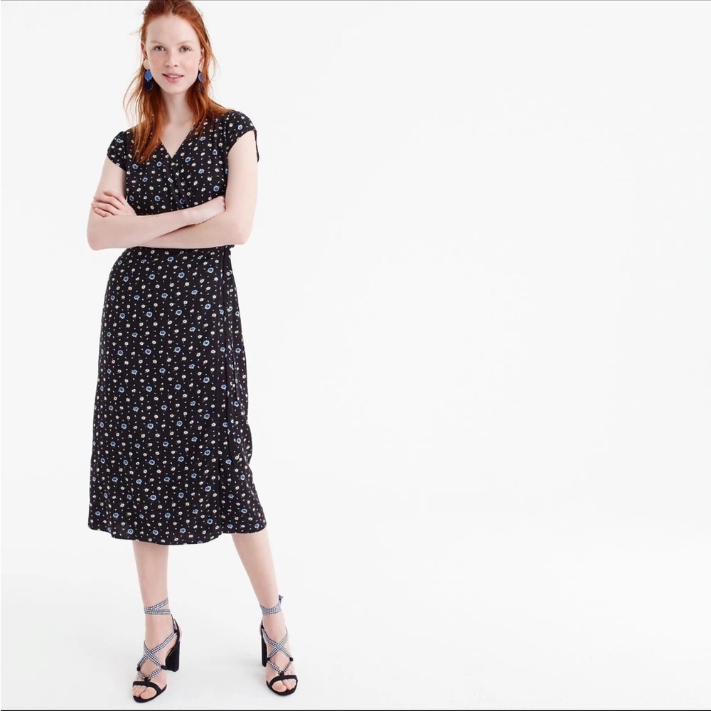 NWT J. Crew Mercantile Blue White Daisy Wrap Dress